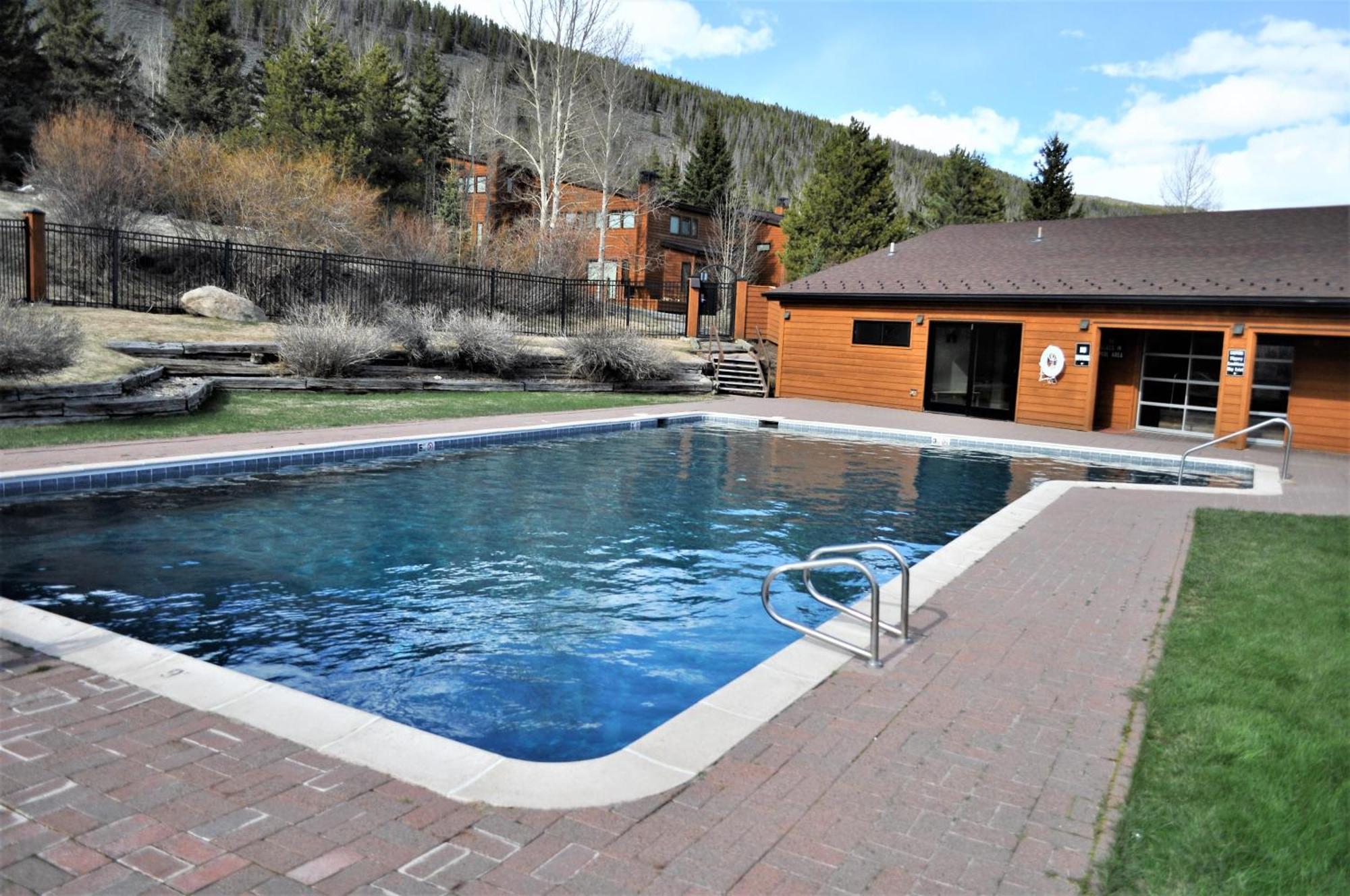 Tennis Townhome 2 Bd 25 Ba Ttmr Кийстоун Екстериор снимка